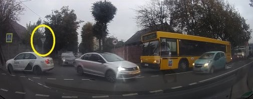 А какая разница куда она ехала, сучка она или поворотник забыла включить? Вот аргумент, который определяет ситуацию!