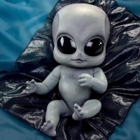 "Священные тексты говорят о том, что возведена первая Кааба была Сифом, третьи сыном Адама и Евы".
Охренеть...Вроде же только Каин и Авель были. Сиф откуда взялся? Инопланетяне подкинули?
