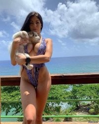 Девушки и их питомцы