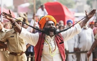 Будут. С танцами и песнями.
С драками и спецэффектами.
10 сезонов по 50 серии.
Каждая серия по 2 часа.