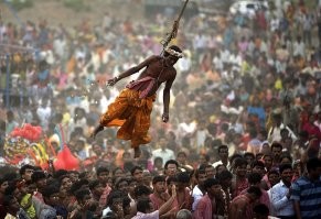 Будут. С танцами и песнями.
С драками и спецэффектами.
10 сезонов по 50 серии.
Каждая серия по 2 часа.