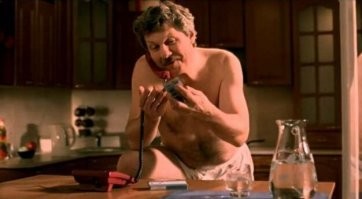 теперь рядом с ашотом в палатке с шаурмой будет он