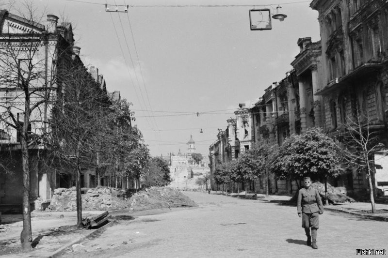 В 1943-м,Киев выглядел иначе...