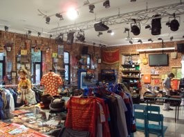 А еще можно посетить музей социалистического быта - Казань, г. Казань, Университетская, д. 6,   (фотки мои).