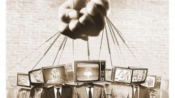 Телевизор: безобидная домашняя техника или высасывающий энергию зомбоящик?