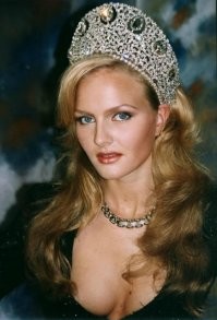 На фотографии не Светлана, а Татьяна Котова Мисс России 2006. Вот Светлана