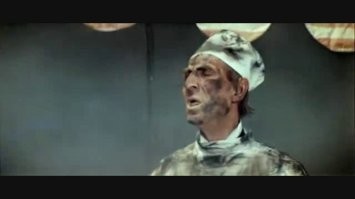 - Поддай газку!
- Много.... много!