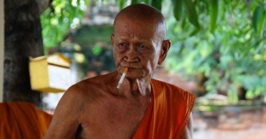Пиалу чая этому просветленному. Пусть готовится, к испытанию сиськами.