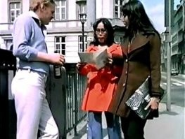 Большая часть из журналов "Color Climax", остальные тоже из европейских  журнальчиков 70-х. Например 31, называется "Young Thai Tourist", две тайки экскурсят по городу, обращаются за справочной помощью к "усатому товарищу", который быстренько ведет их в гости  к своему товарищу, который уже развлекается с дамой. Ну и дальше классика жанра.