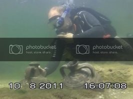 ну, в Питере вода грязная и  на дне говносрач! если только этого запустить....