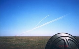 был у нас в части подобный случай на учениях, правда без цыган, но кирпичный завод построили, РСЗО "Смерч"