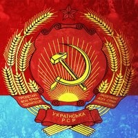 Дата открытия - 6 ноября 1960 года, - вот именно поэтому она и находится в Киеве, а не в "Київі".
Как ещё кастрюлеголовым напомнить, что станцию надо засыпать в рамках программы борьбы с советским прошлым...
