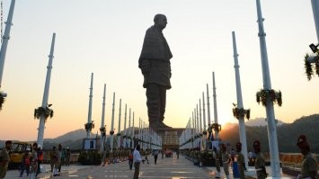 Мужик этот индийский, надо сказать, производит впечатление...