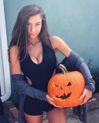 Девушки