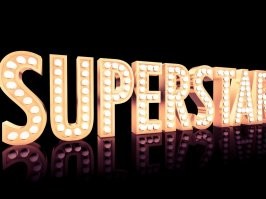 Никогда не смотрел телепузиков.
Я не стар, я супер стар.