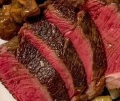 Вот этого никогда не пойму - жрать сырое мясо!