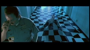 Это Т-1000, просто текстуры еще не поменяла.