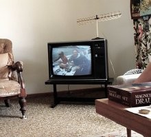 А на антенне - змеевик. Я слышал, что в Норвегии охеренно дорогой алкоголь, вот, своими силами справляются, походу