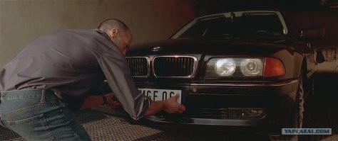 Ну, везде эту ауди пихают и пихают, нет что нормальный BMW впихнуть