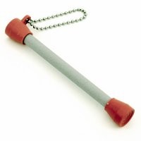 Скажу так: далеко не везде Трамонтина относится к бюджетному сектору. У нас в Незалежной даже Трамонтина - твердый средний класс. Но народ выживает и без Трамонтины. В ножах, конечно, важно сколько держат заточку и насколько остры. Но. При малейшем нормальном уходе даже нож из простой нержавейки будет служить верой и правдой. Два года назад купил себе наидешевейший набор ножей (7 предметов менее чем за $10) всемирно известной фирмы Rainbow - говно из Китая. И что? За два года точил два раза. Просто держу под рукой маленький керамический мусат от Lanski (хотя любой другой керамический пойдет): перед использованием ножа 3-4 чирка по мусату - и нож как бритва! Комплектный металлический мусат вообще ни о чем. Даже раз в два-три дня проводить такую процедуру достаточно. Ну и, конечно, не резать на фарфоре, стекле, камне - это убьет и самый дорогой нож. В общем, обращайтесь с ножами правильно и они прослужат вам очень долго. Не думайте, что кухонником за 100500 денег можно делать что угодно, не точить и не править годами и он будет оставаться бритвенно острым.