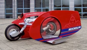 имхо, рено 5, или клио v6, delta integrale от лянча, полоски от тестаросса, ваще прикольно, сбарро отжигал, погуглите, только на пиццу не ведитесь