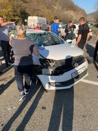 Авария дня. На Кубани Volkswagen разорвало пополам