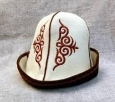 Казахские и кыргызские головные уборы...