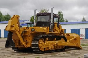 Нет. Скорее всего так называли ЧЗПТ Т-330. Отец работал на таком. Чебоксарский завод промышленных тракторов. Крутой бульдозер, мне даже можно было на коленках посидеть и порулить, а брат в 15 лет, без помощи отца, сам рулил.