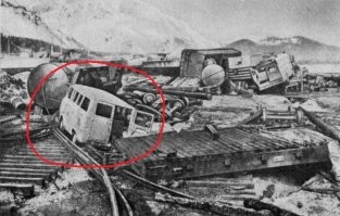 Не собираюсь ставить под сомнение информацию, описанную в посте...
Но - 1952 год, УАЗ "Буханка"?