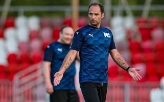 а кто-то ещё и записывает когда дрочил )))