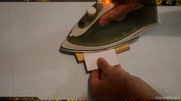 А я иногда люблю гладить, кто знает, тот поймет:)