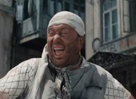 фильма потрясная и книга  хороша... до сих могу с удовольствием смотреть и читать... а еще мне нравится юрий медведев в роли торговца рыбой... колоритный персонаж...