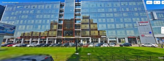 два фото - бывший ювелирный завод в Санкт-Петербурге ( который занимался в том числе огранкой алмазов ) ... теперь там бызныс центр в котором сидят любители айфонов ...