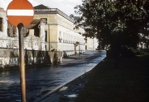 Где уникальные снимки ? И что кстати за знак  ?