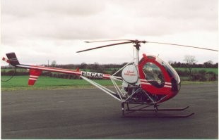 Похоже это Hughes 269, такой у Кусто на Калипсо был.