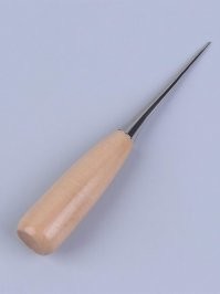 Художник создал точную семиметровую копию Луны