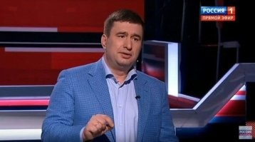 Родной брат борца видимого фронта у Соловьева. Почему-то этот нюанс не уточнили