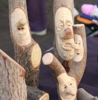 Падумаешь... реконструктор решил попробовать себя в резьбе по дереву.