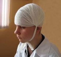 Это называется чепец. Шапочка - это шапочка Гиппократа.