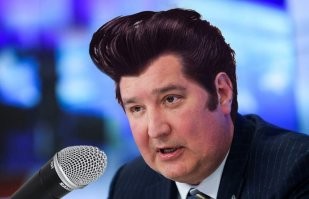 Рогозин подал в суд на издания, назвавшие его "гробовщиком российского космоса"