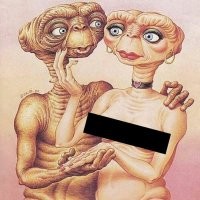Такое впечатление, что живу Афганистане, вы коровье вымя в учебниках биологи скоро замазывать будете? Хотя у современного российского патриота, возбуждение может быть от любой сиськи, хоть от инопланетянской, хоть от собачей, вы же животные, вот вас такая фигня и возбуждает.