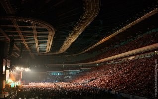 СК Олимпийский, реконструкция. Многие ходили сюда на концерты, многие - за книгами и учебниками. Вот такой он был в 1980 году.
40 лет...