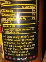 Калорийность уксуса столового 9% - 32 ккал на 100 грамм продукта, пищевой соды - 38 ккал.