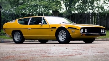 Чувак закосил под Ламборгини.