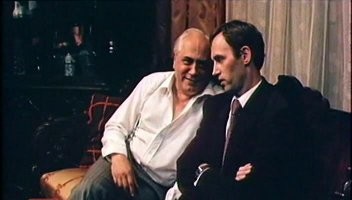 Все вспоминают только Борменталя, хорошая роль.

Но забывают не менее сильные роли Бориса Григорьевича.
"Восхождение". "Дублер начинает действовать".