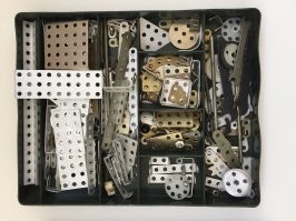 Ну да, попробуй сожри наш "лего" из детсва, ага...