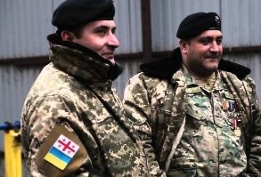 "...они у себя в стране свою страну защищают..."
Это кто именно?

Добробат нац.гвардии "Ичкерия" или добробат "им.Джохара Дудаева"? Польские наемники из батальона "Днепр" или литовские наемники? Или "Грузинский легион"? Или солдаты из Южного Судана, 14 из которых получили украинское гражданство за отличия в военных действиях на Донбассе?
Или украина уже вошла в состав Южного Судана?