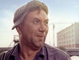То ли дело,Федя-наш человек!Широкой души и необъятных просторов)))