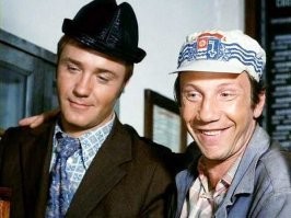 "Афоня". Кто играл малозначительные роли в фильме?