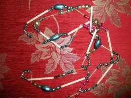 Ёлки-палки!
Бусы!
Я вспомнил бусы!!))))